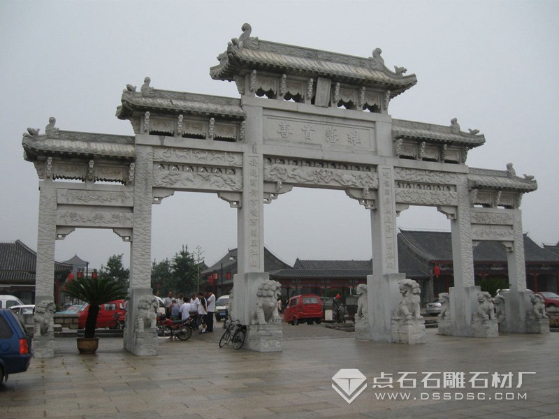 石雕牌楼